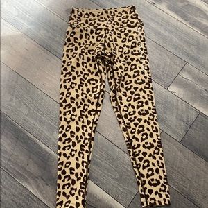 Ryder wear butt scrunch leggings